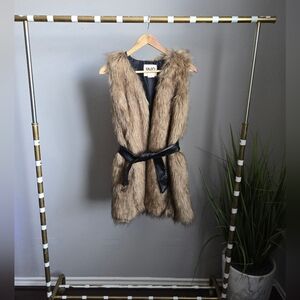Faux vest with tie